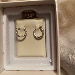 SOLD Small hoop earrings 10kt white gold